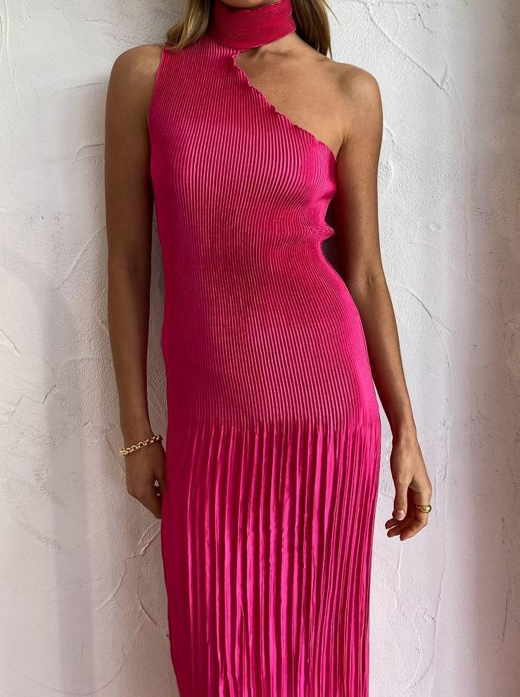 L'IDEE Soiree 90's Gown in Cherry Red Size 6 - Image 3