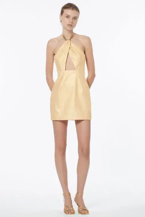 Manning cartell size 8  for rent on The Volte - main image