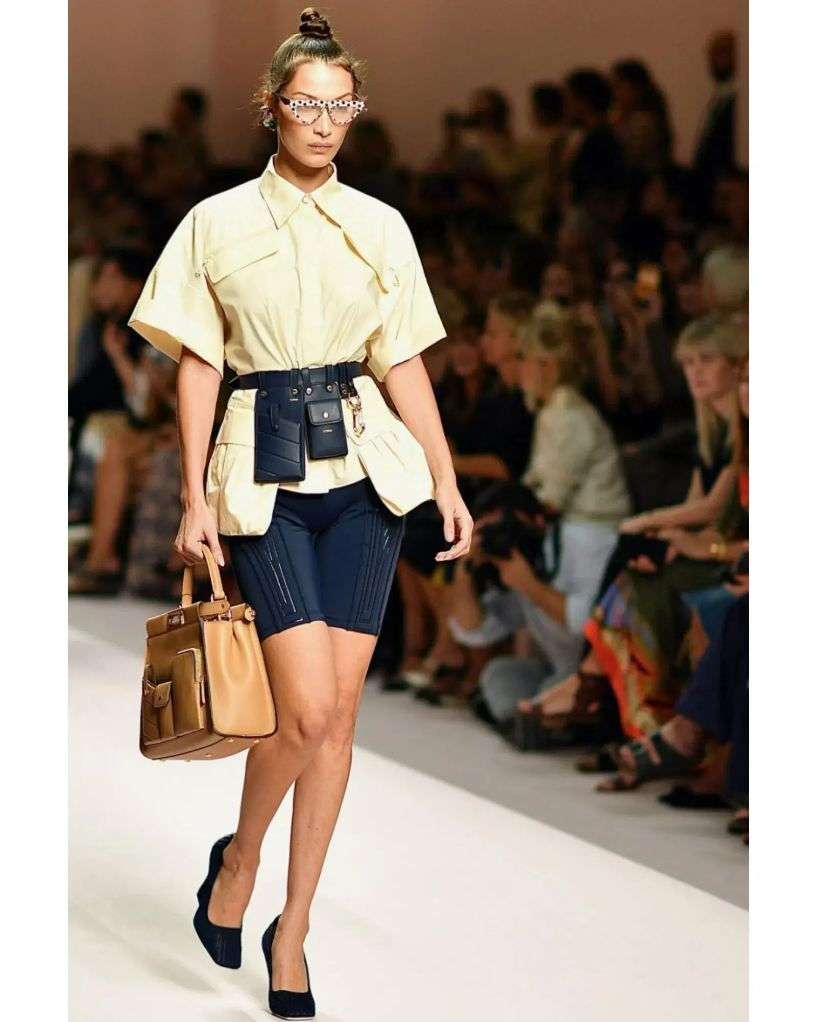 Fendi Cyclist Bermudas Navy Blue Size AU 8  - Image 1