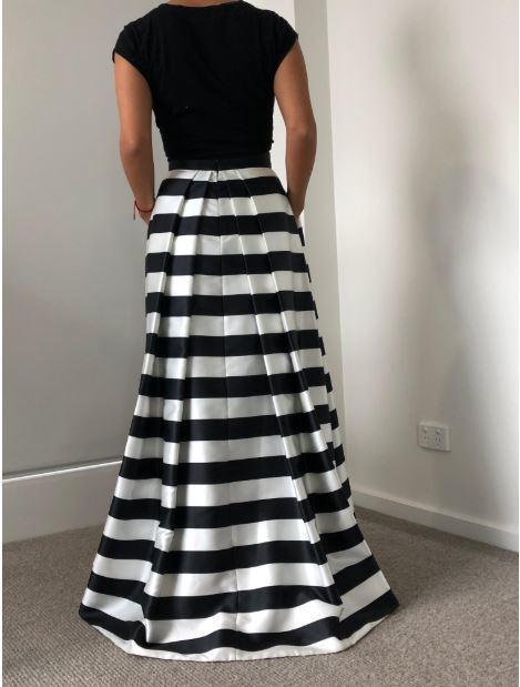 Nicholas ball striped skirt black white stripe size 8  - Image 3