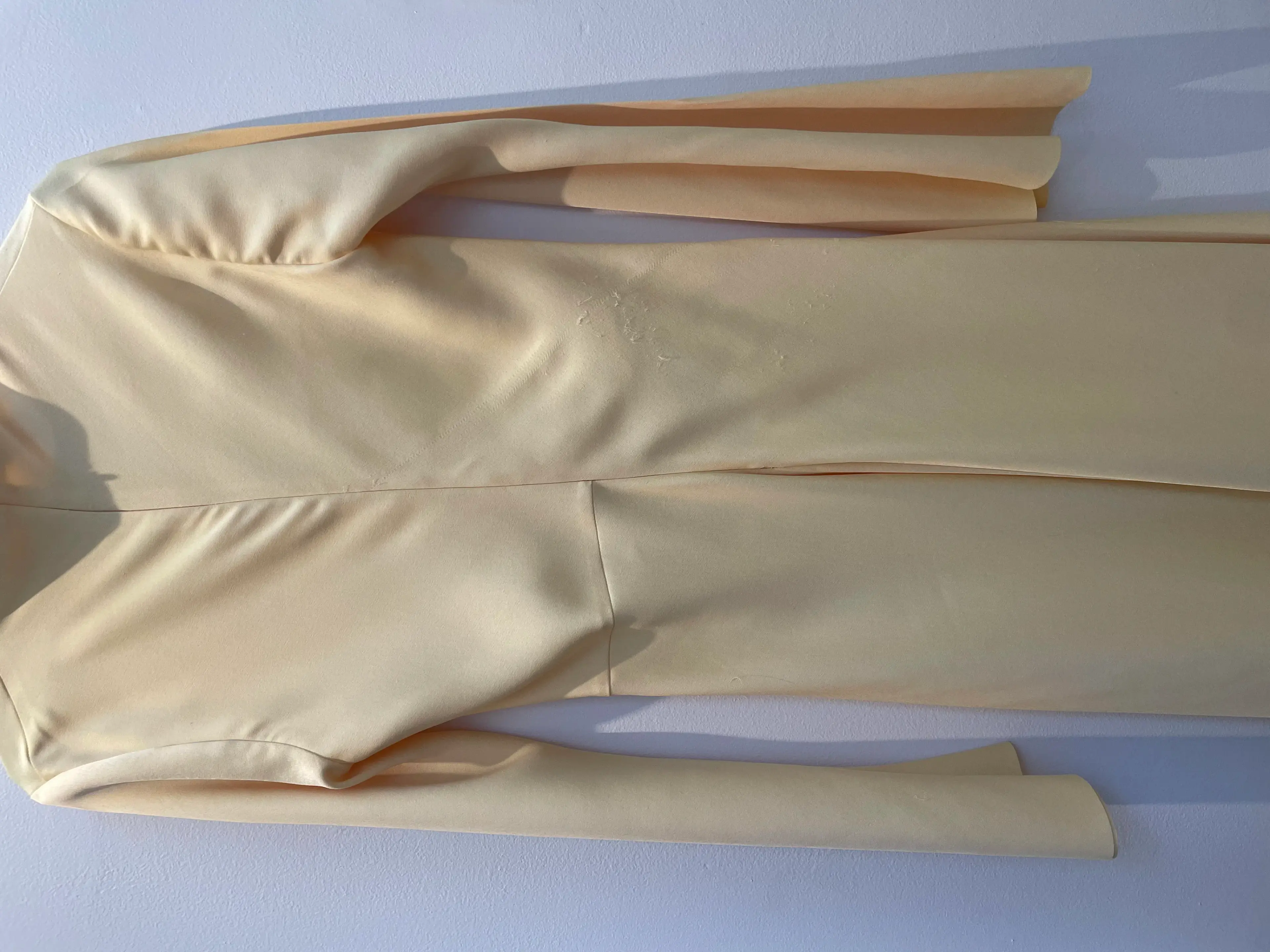 Camilla & Marc Damascus Dress in Lemon Yellow Size 8 - Image 6