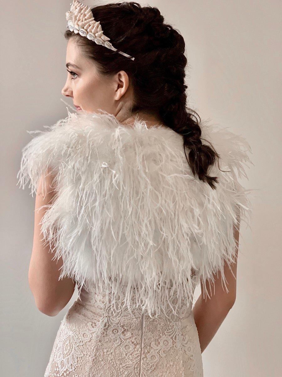 When Freddie Met Lilly Ostrich Shrug Off White One Size - Image 3
