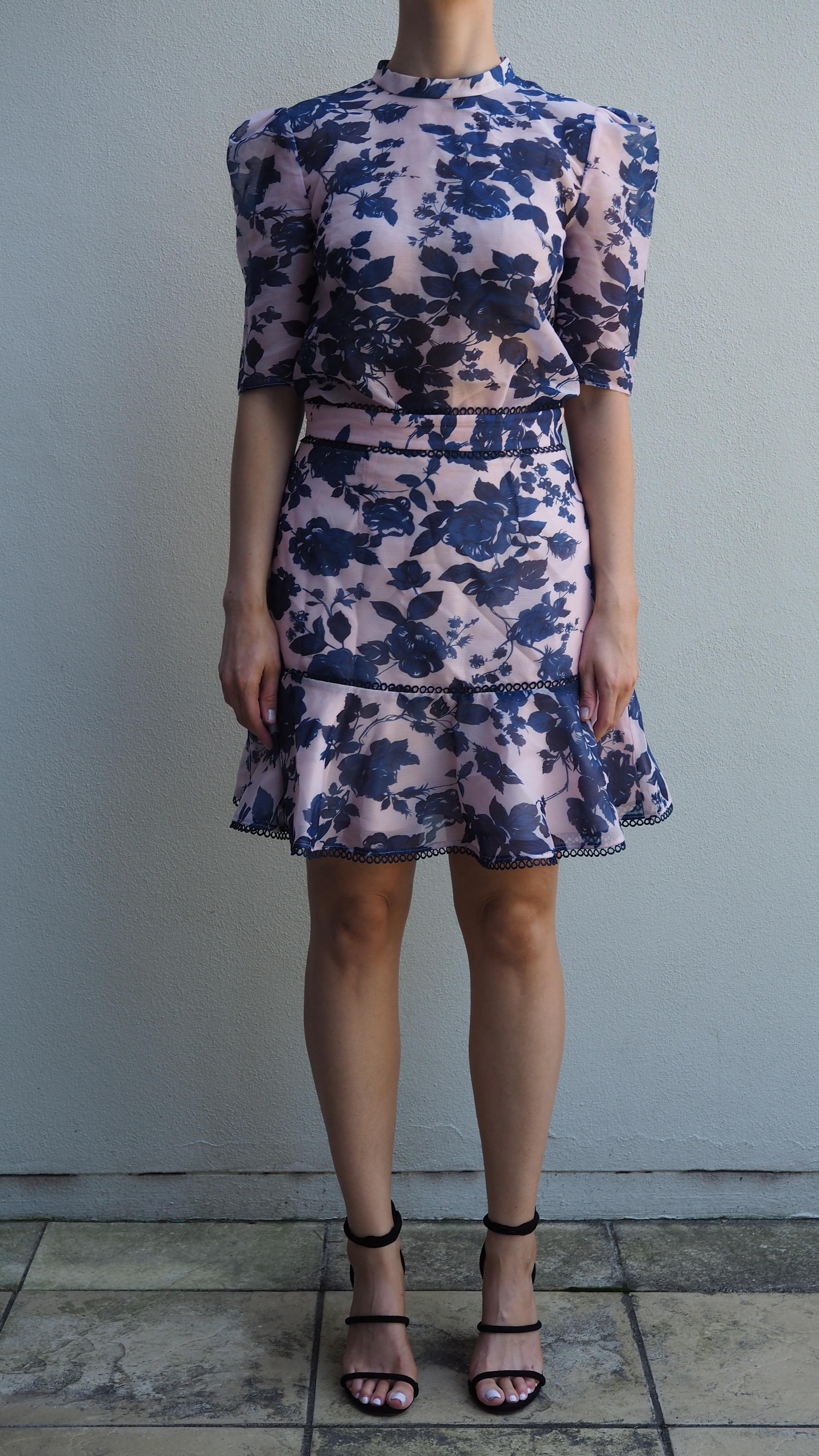 Keepsake the Label Halo Blouse Size S and Skirt Size L Set Print - Image 1