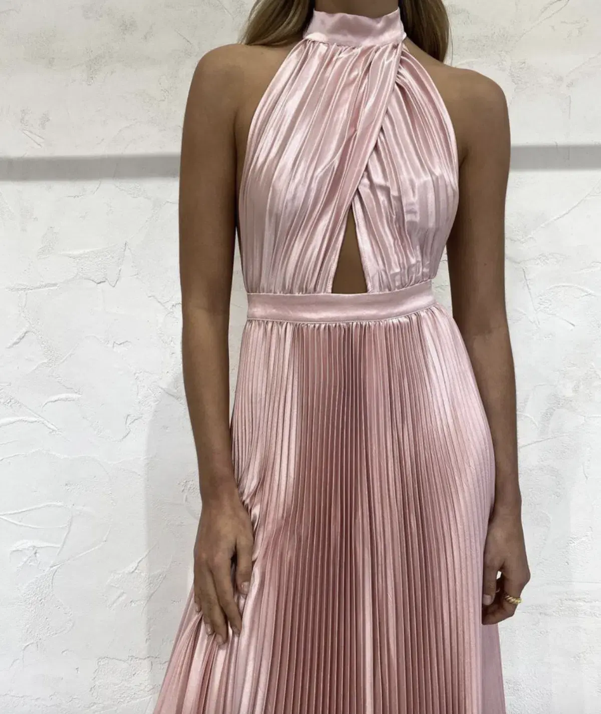 L'Idee Renaissance Gown Pink Size 8 - Image 4