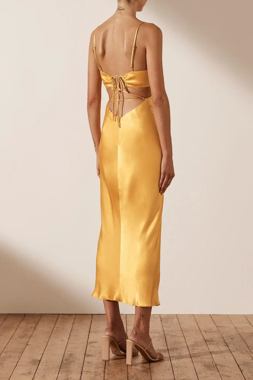 Shona Joy Alma Lace Up Midi Dress in Saffron Yellow Size 8 - Image 3