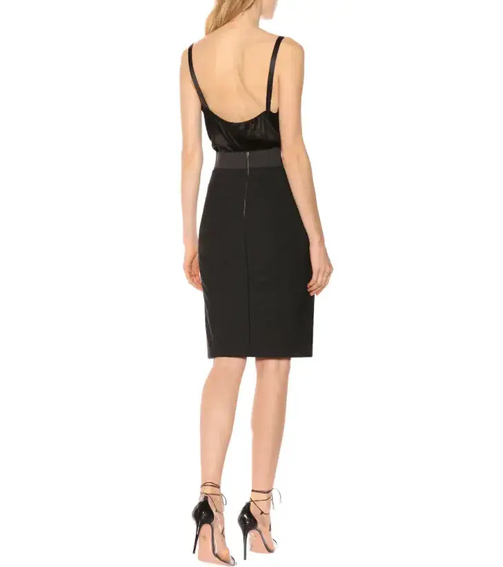 Dolce Gabbana Satin And Lace Pencil Skirt Black Size 6 - Image 2
