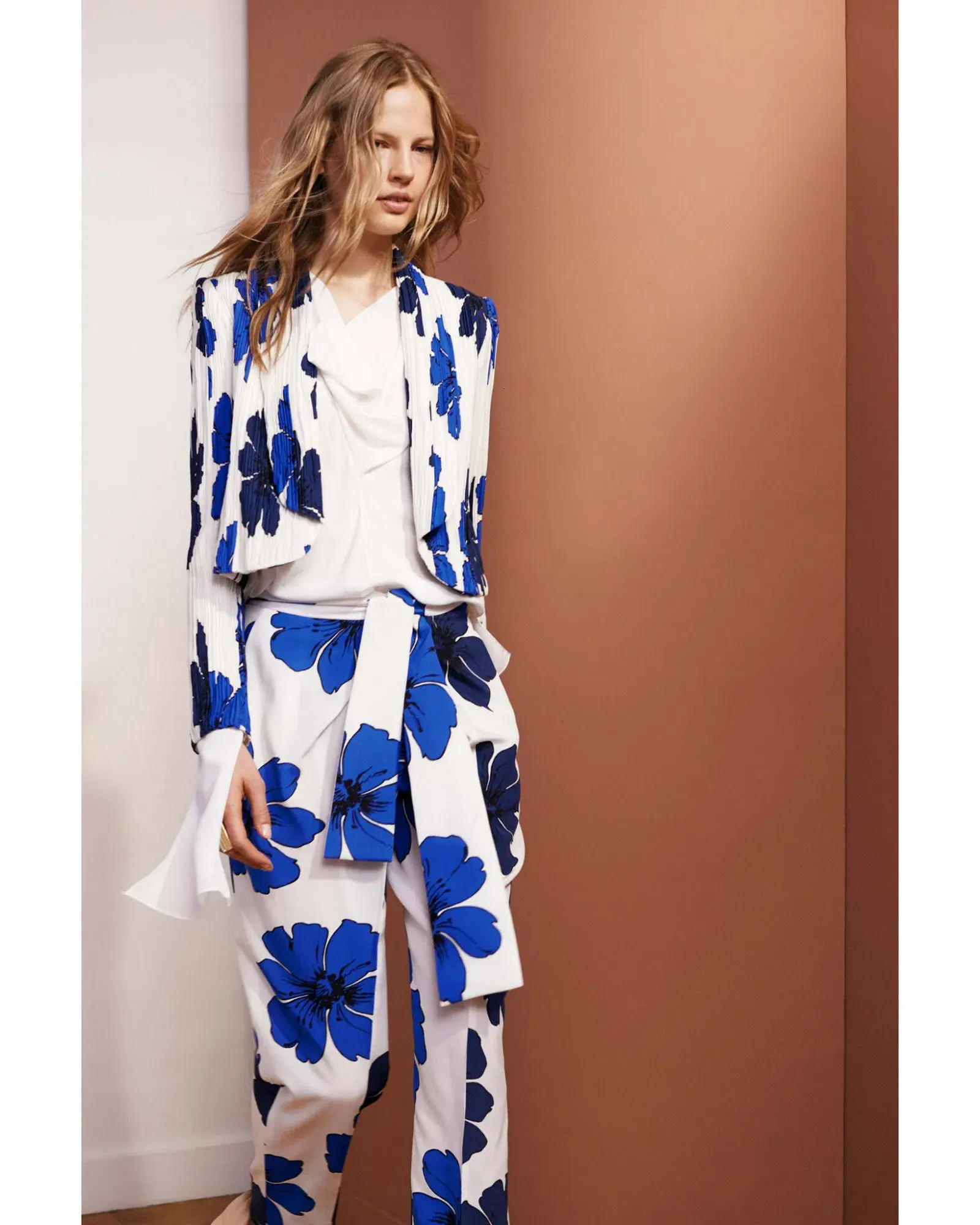Chloé Silk Trouser Flower Print Size AU 8 - Image 1