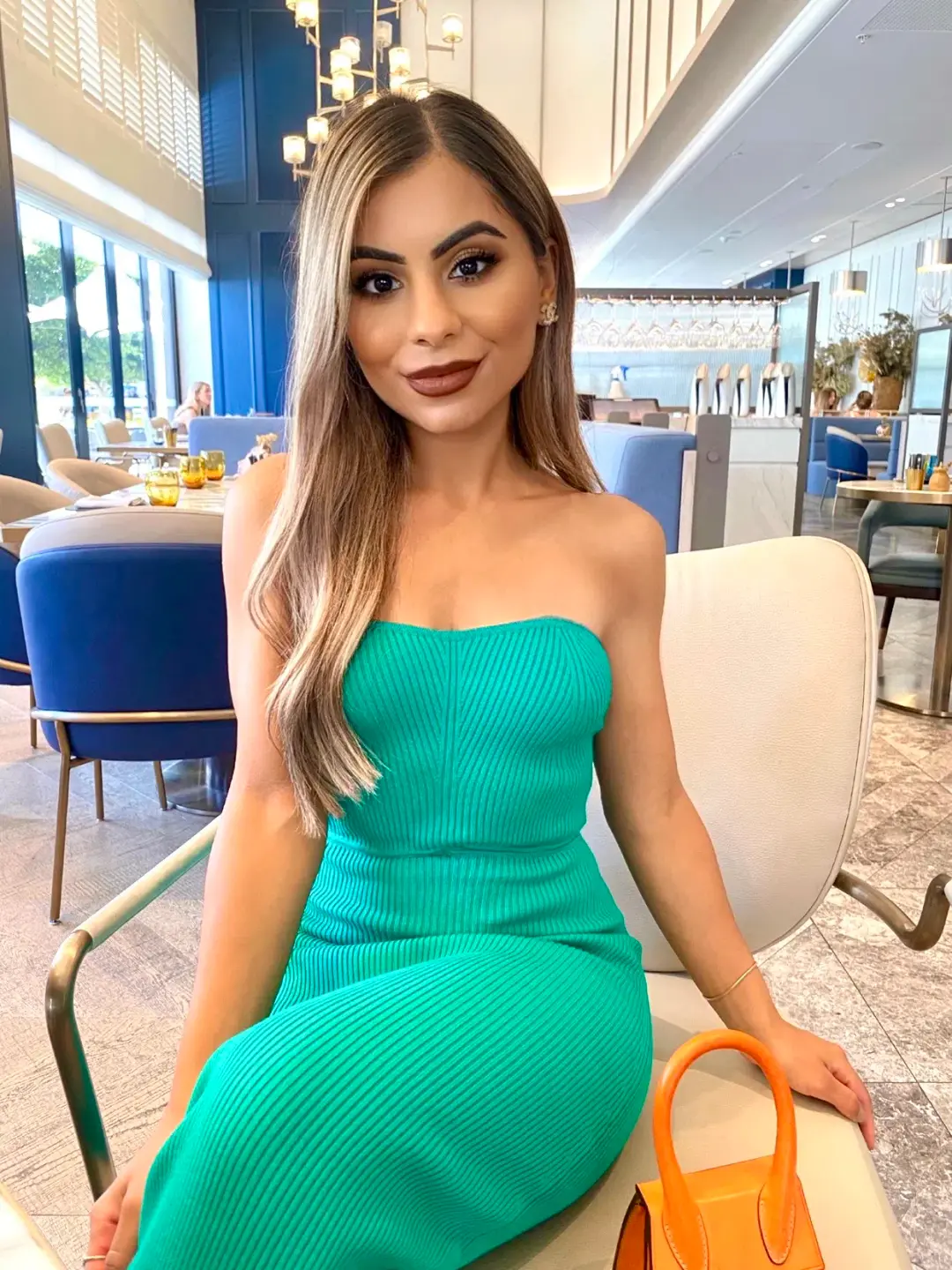 Kookai Lola Strapless Midi Dress Dans Green Size 0 for rent on The Volte - main image