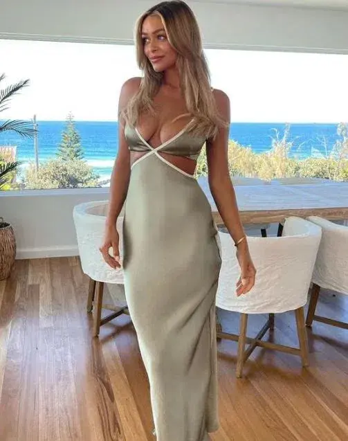Bec & Bridge Veronique Maxi Dress Sage Green Size 8 - Image 3