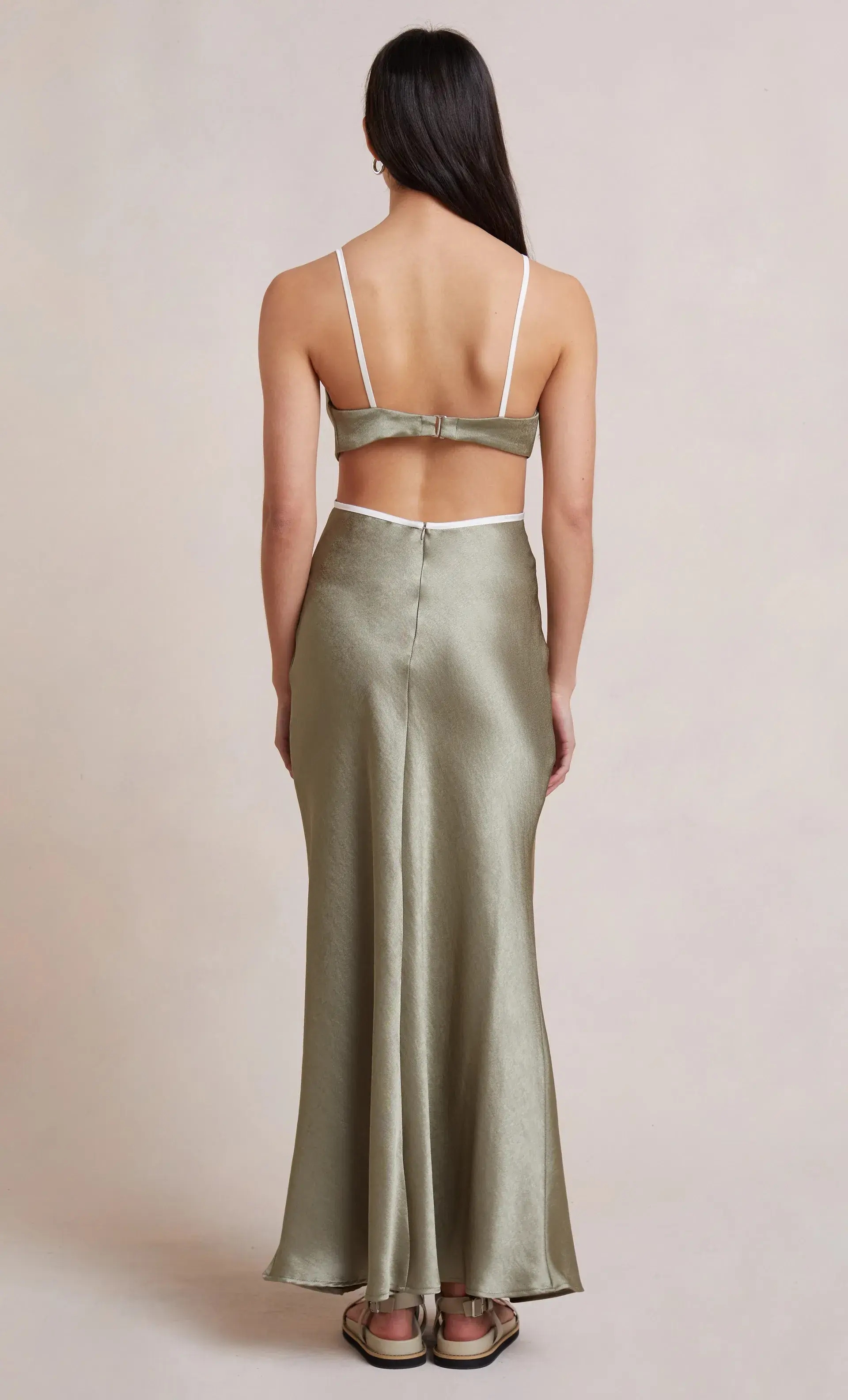 Bec & Bridge Veronique Maxi Dress Sage Green Size 8 - Image 2