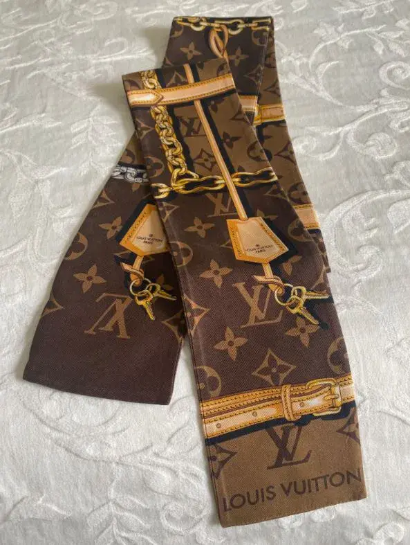Louis Vuitton Silk Monogram Confidential Bandeau Scarf Brown - Image 3