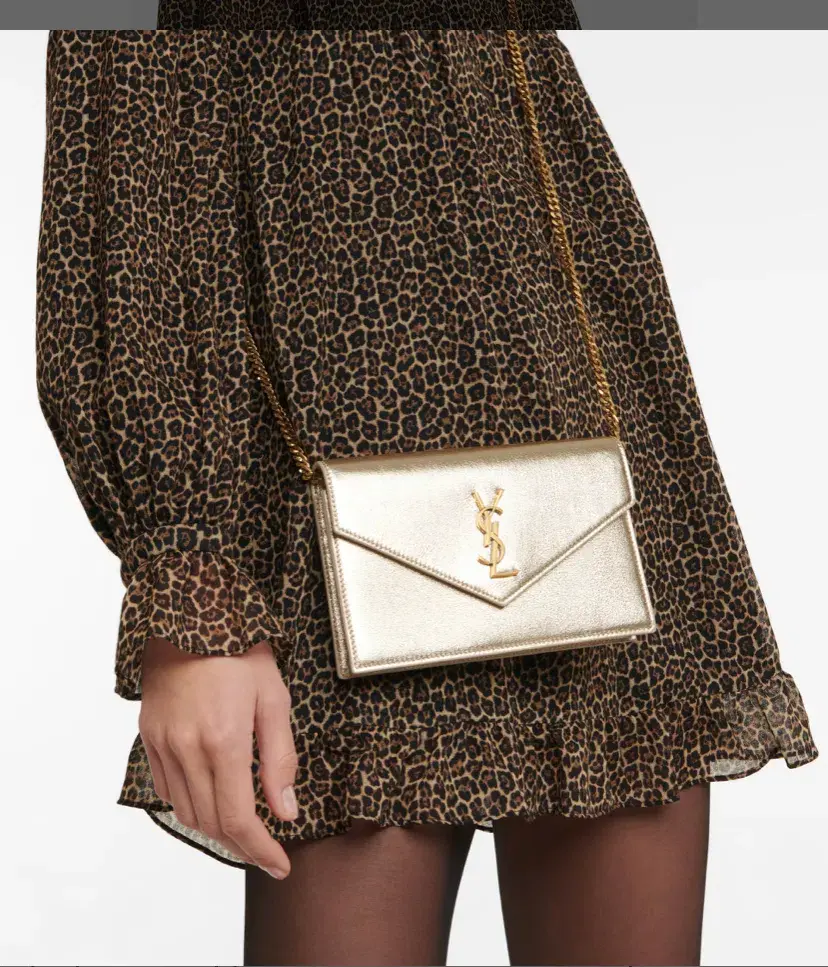 YSL Envelope Cross Body Bag Gold - Image 3