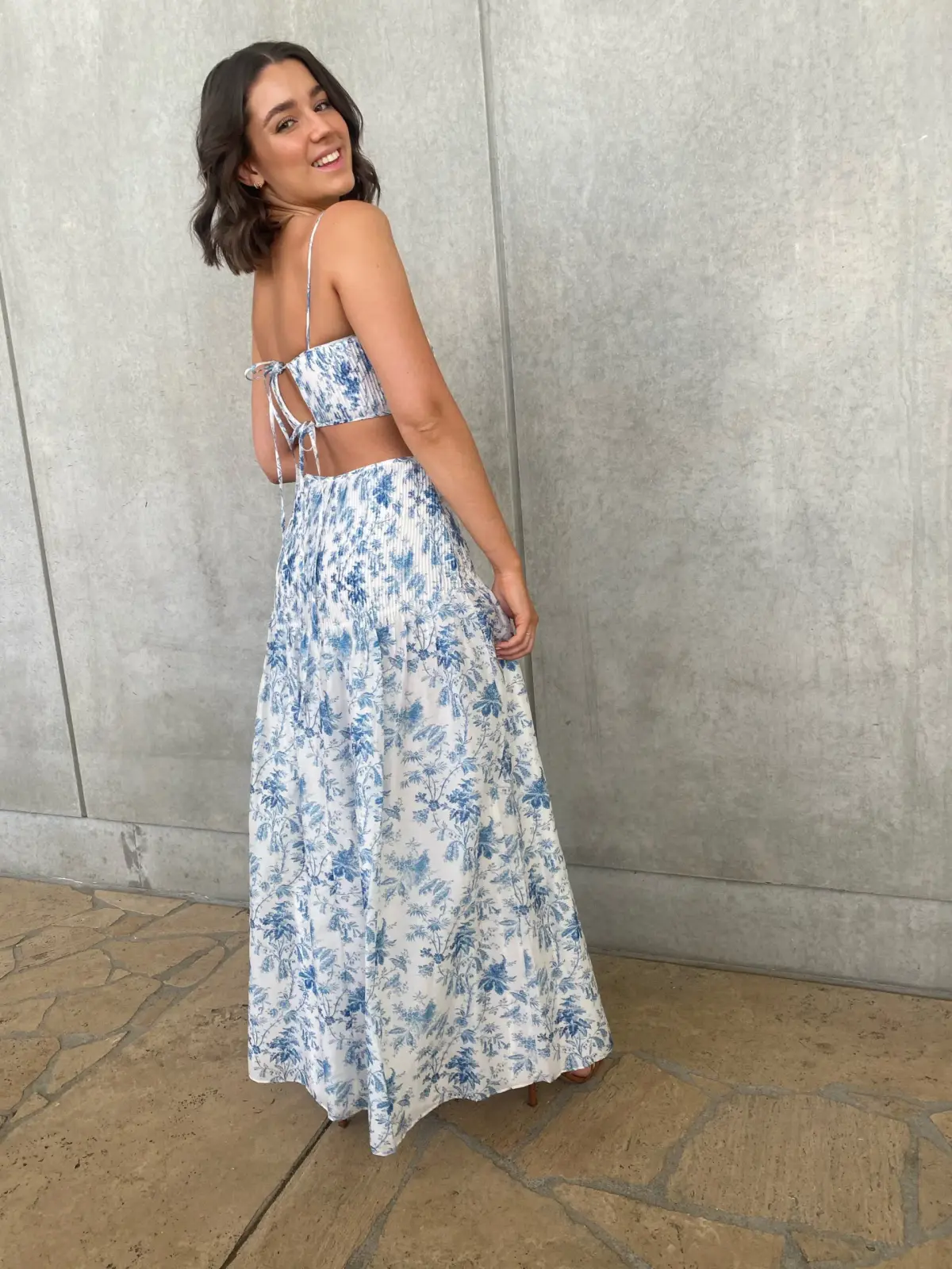 Sir the Label Clementine Crop and Maxi Skirt Set in Blue Print Size 1 / AU 8 - Image 3