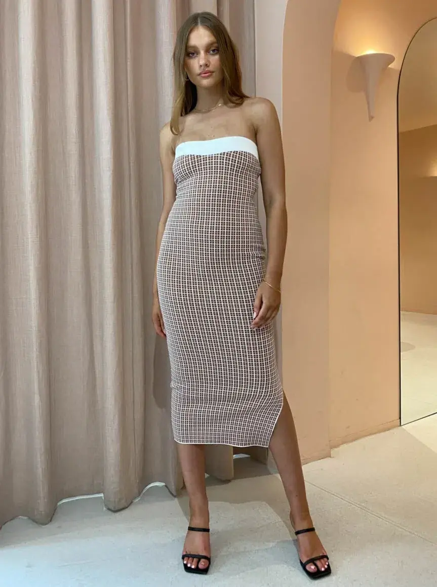 By Johnny Isabella Check Strapless Knit Print Size 6 - Image 1