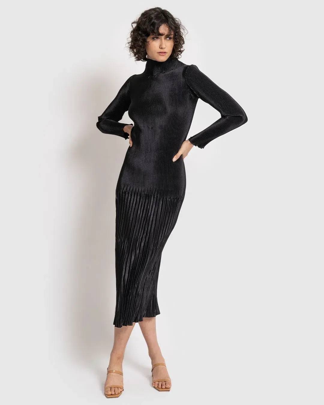 L’Idee Soirée Pleated Backless Long Sleeve Dress Black Size 8  - Image 1