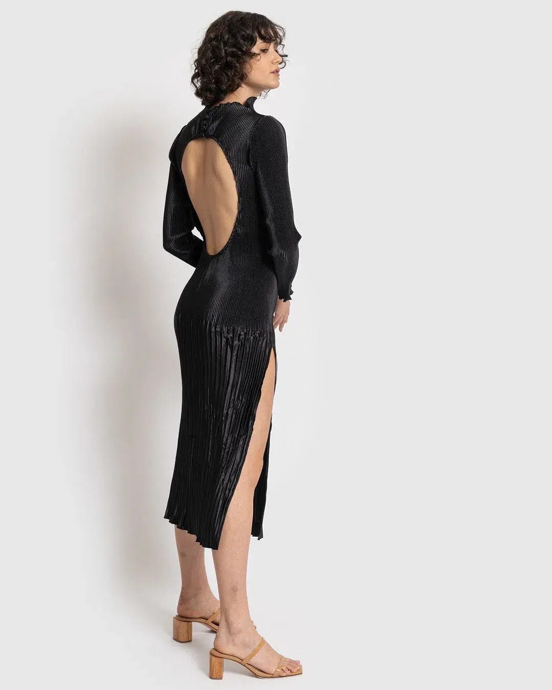 L’Idee Soirée Pleated Backless Long Sleeve Dress Black Size 8  - Image 5