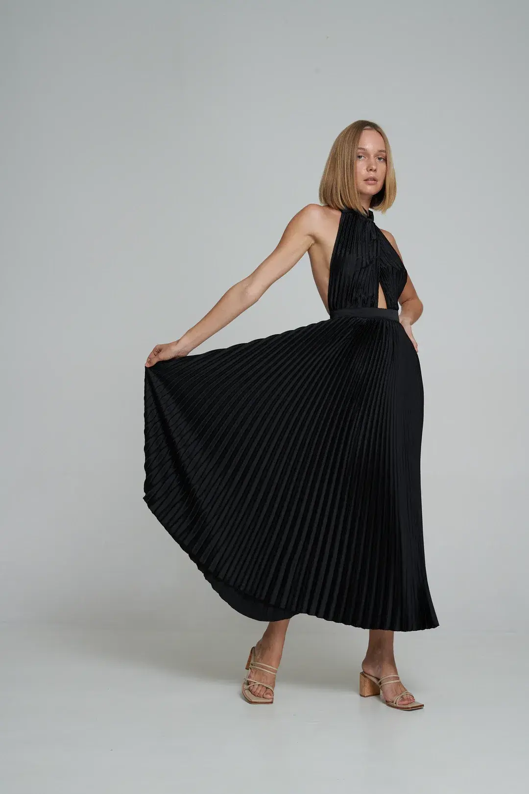 L'idee Renaissance Gown Noir Black Size 10 - Image 4