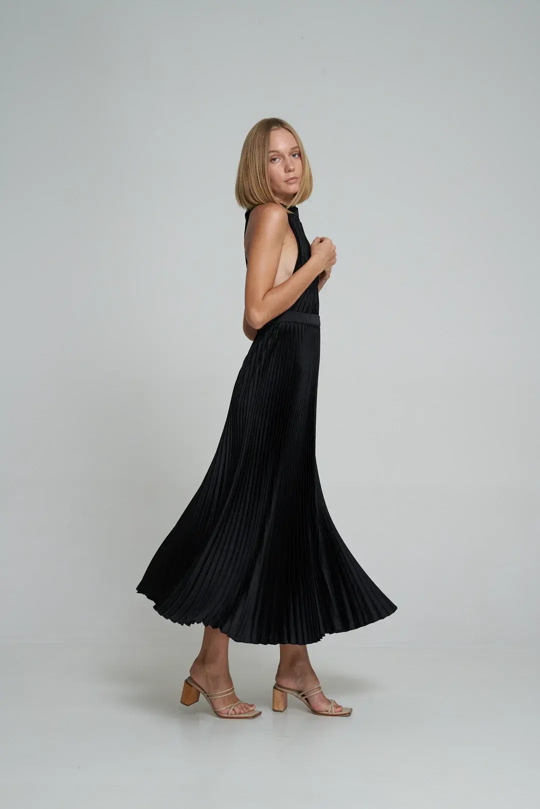 L'idee Renaissance Gown Noir Black Size 10 - Image 2