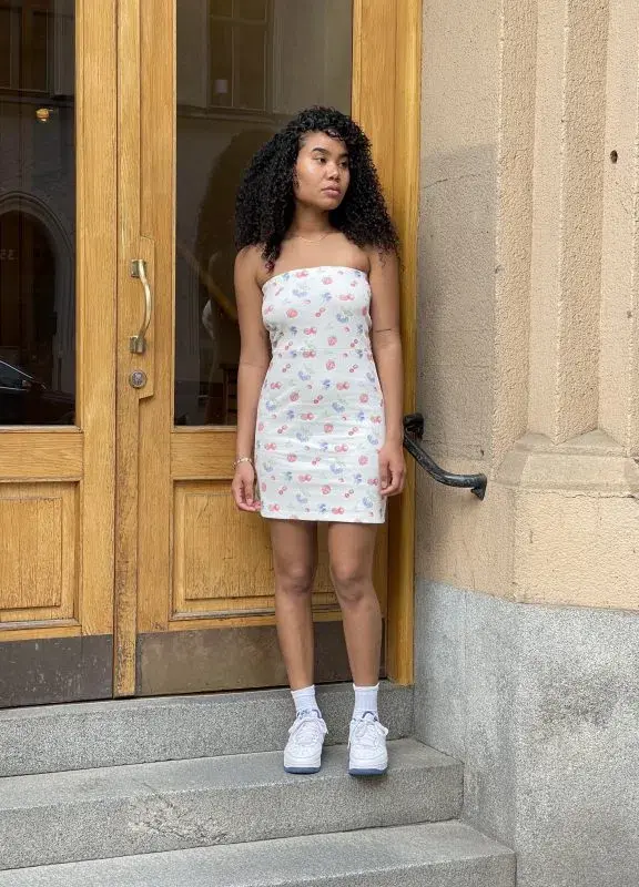 Djerf Avenue Tube Dress Summer Berries Print Size 6 for rent on The Volte - main image