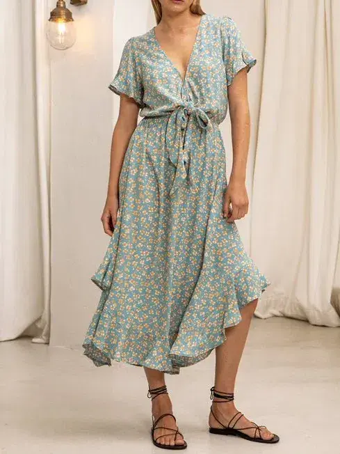 Kivari Nell Tie Front Midi Dress Ditsy Floral Size S for rent on The Volte - main image