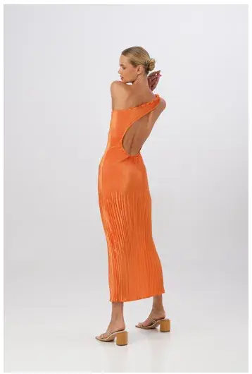 L'Idee Naomi Gown Orange Size 6 - Image 1