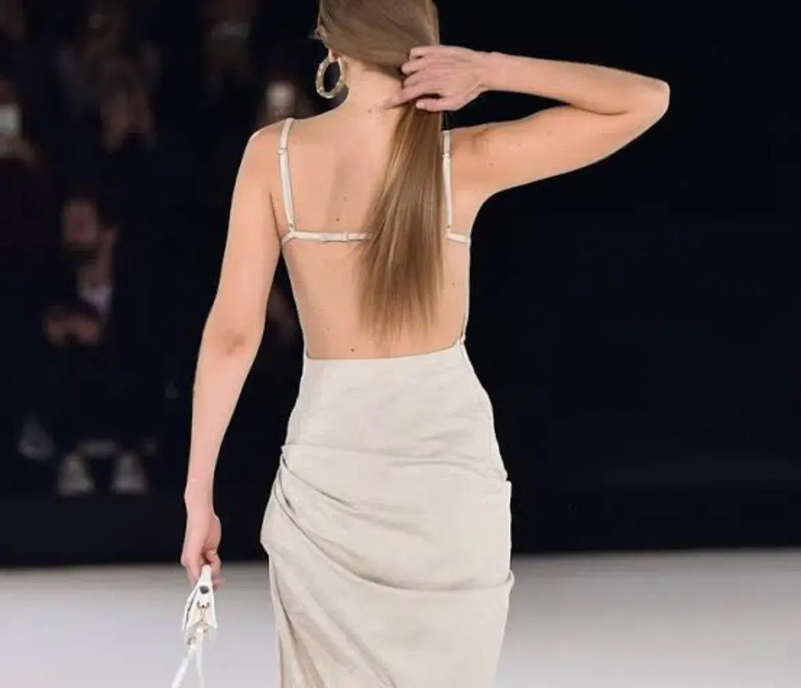Jacquemus La Robe Saudade Asymmetrical Dress in Neutral Beige Size 36 - Image 4