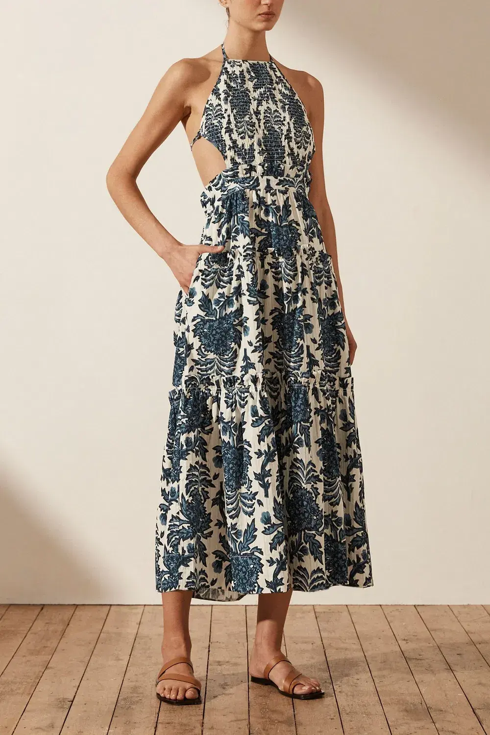 Shona Joy Diana Shirred Backless Midi Dress Print Size 10 - Image 1