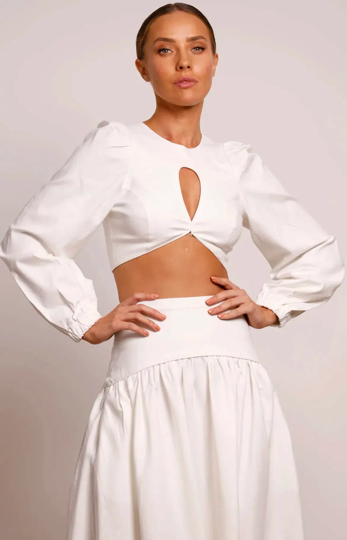Pasduchas Meadows Crop Top and Maxi Skirt Set White Size 8 - Image 3