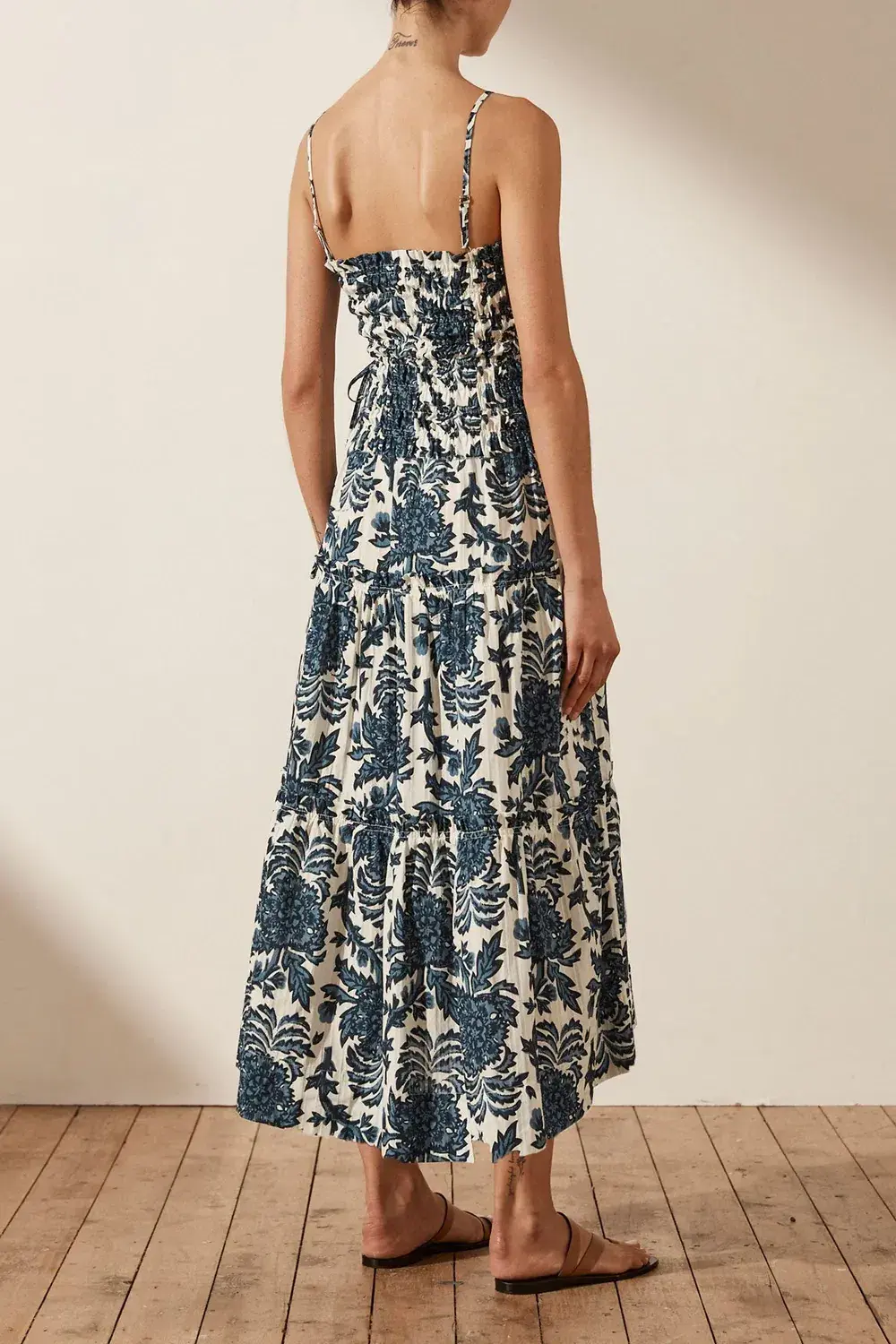 Shona Joy Diana Shirred Tiered Midi Dress Print Size 8 - Image 3