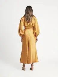 Sheike Nirvana Set Mango Size 6 for rent on The Volte - main image