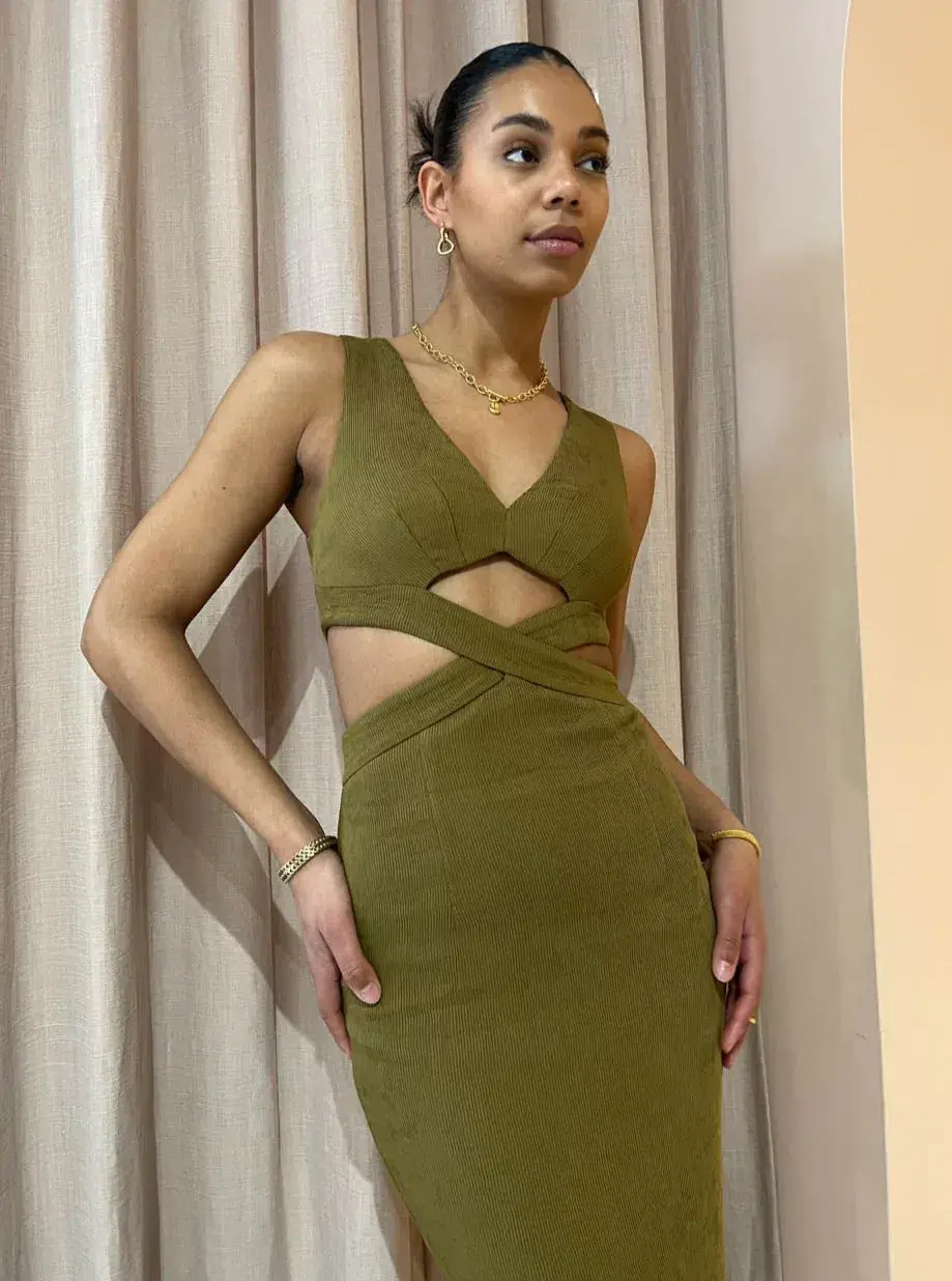 Shona Joy Simone V Neck Cut Out Midi Dress in Cumin Size 10 - Image 3
