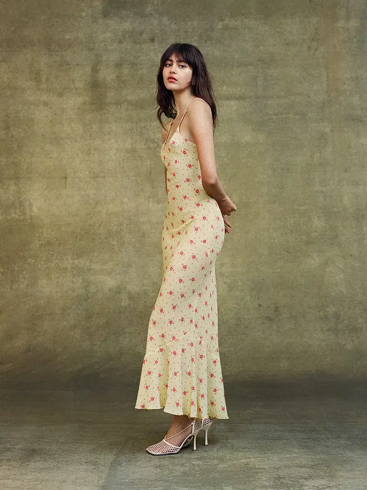 Realisation Par The Allegra Dress in Verona Floral Print Size M / AU 10  for rent on The Volte - main image