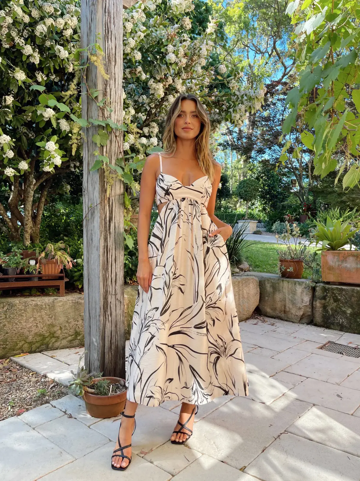 Sheike Brushed Lily Midi Dress Print Size 6 - Image 2