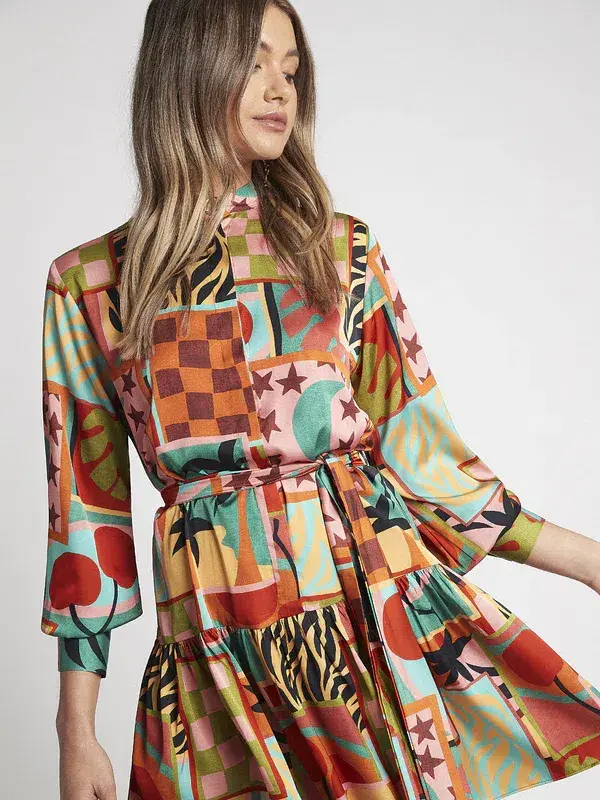 Sheike Wonderland Dress Print Size 6 - Image 2