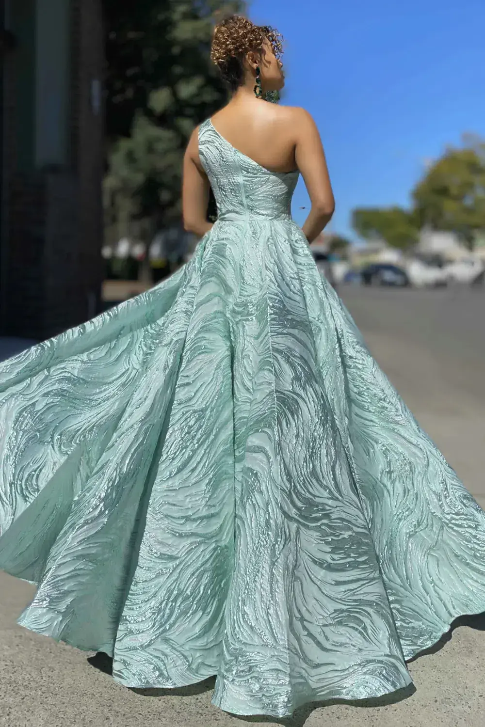 Jadore JX4087 Mint Size 10 for rent on The Volte - main image