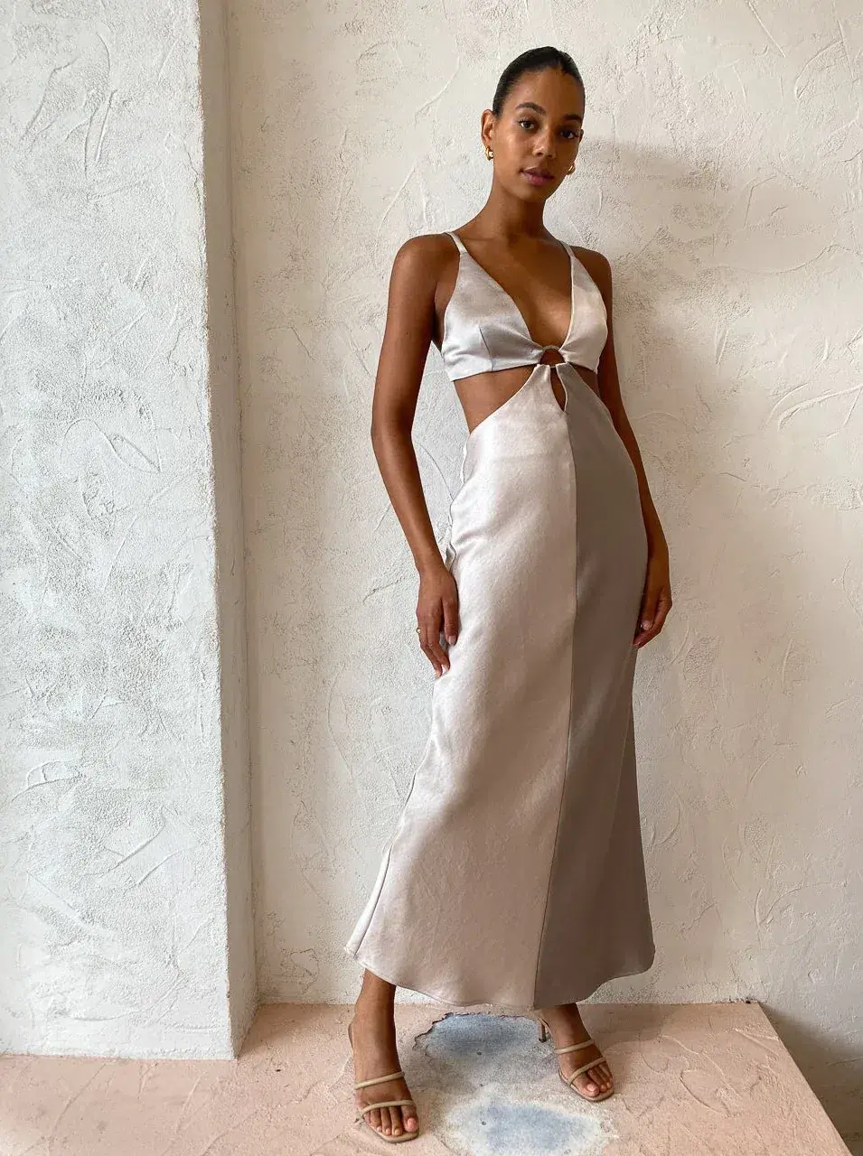 Bec & Bridge Felix V Maxi Dress Stone Size 8 - Image 2