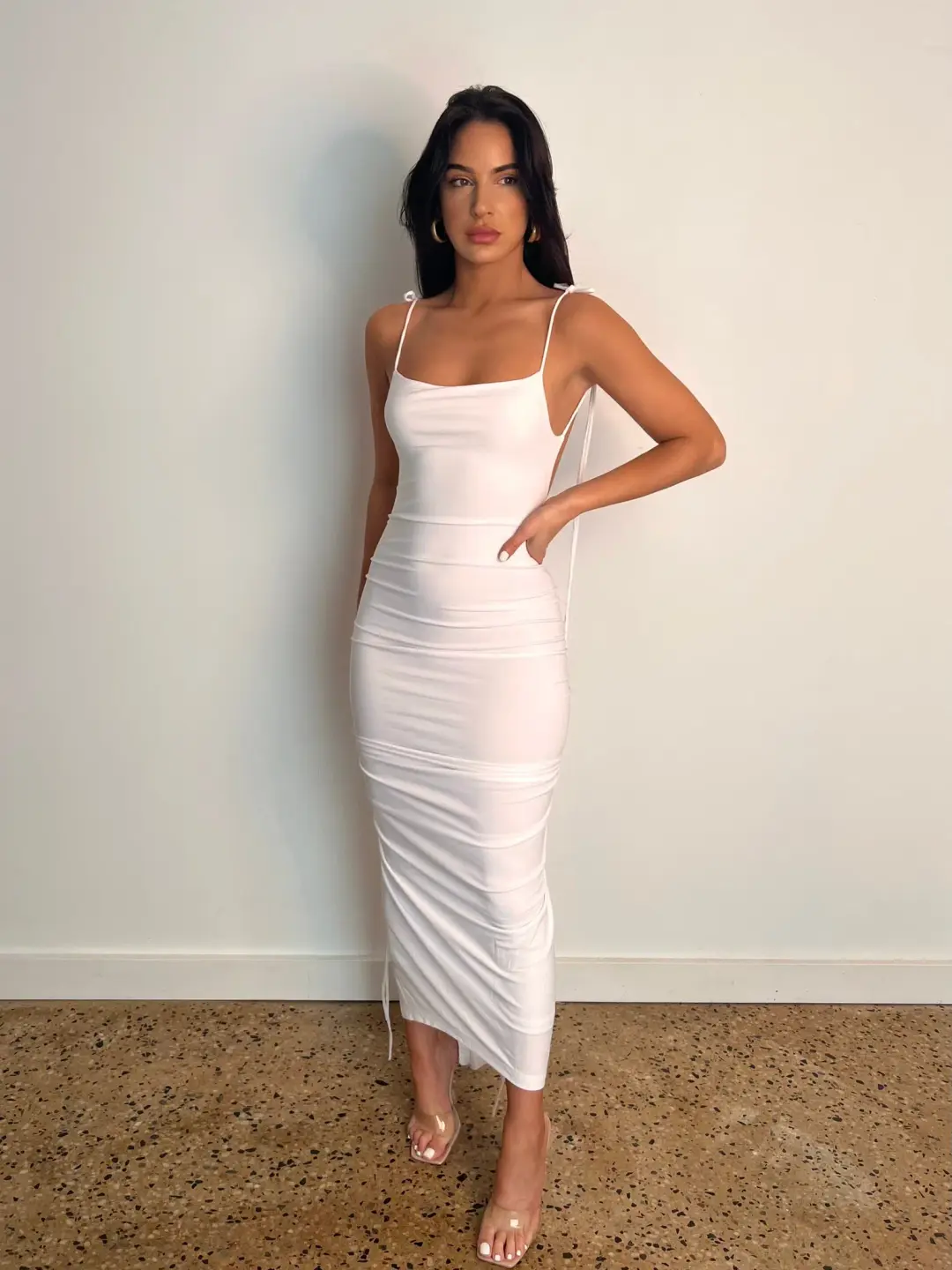 Melani the label Azari Midi White Size Small/ Au 8 for rent on The Volte - main image