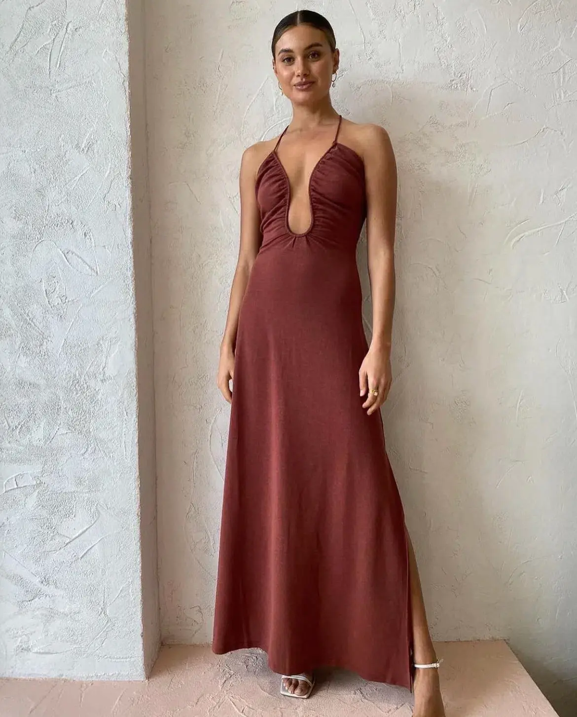 Sonya Moda Knitted Keyhole Dress in Spice Brown Size  6 - Image 1