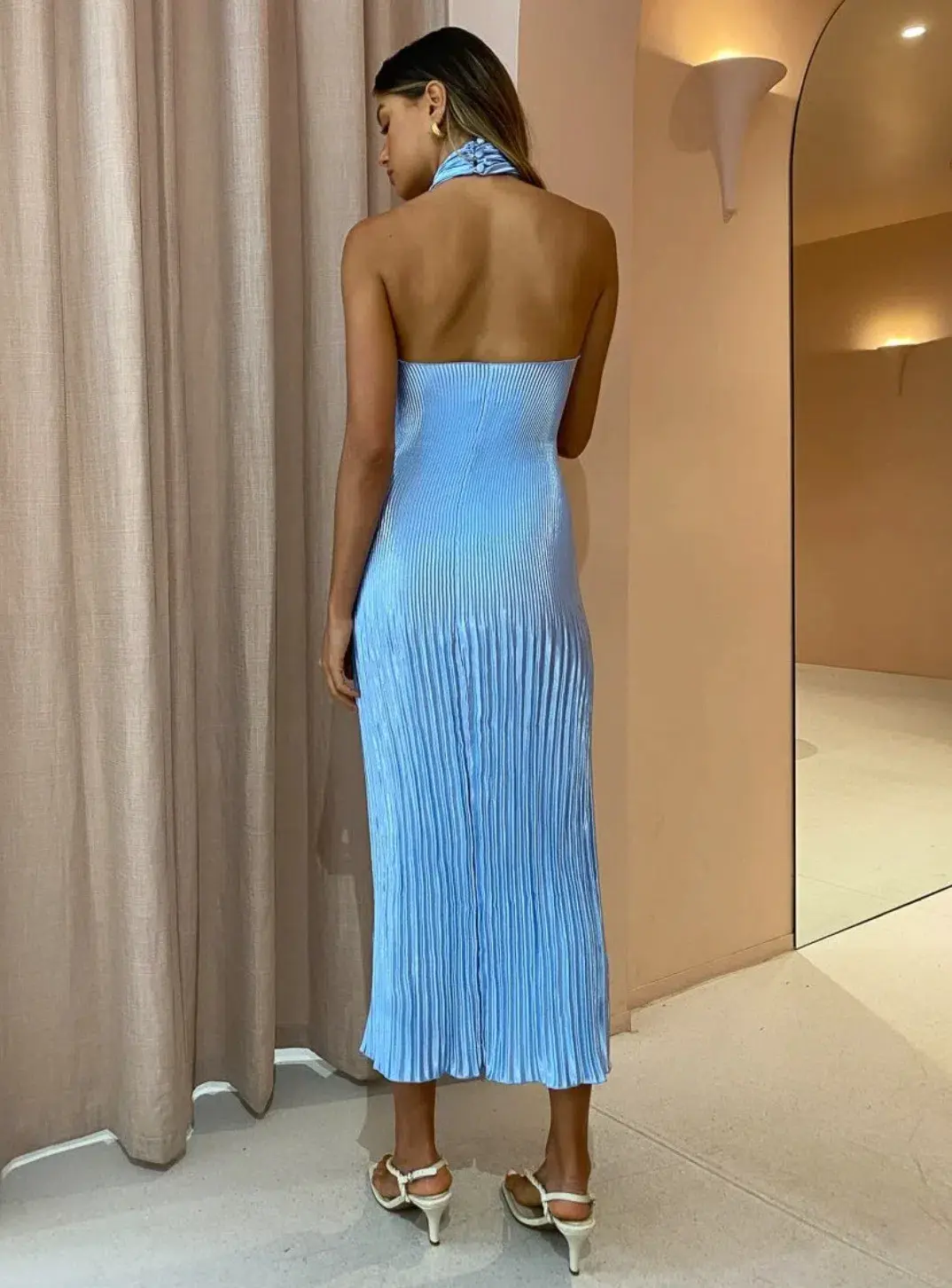 L'idée Soirée Halter Gown Sky Blue Size 6 - Image 5