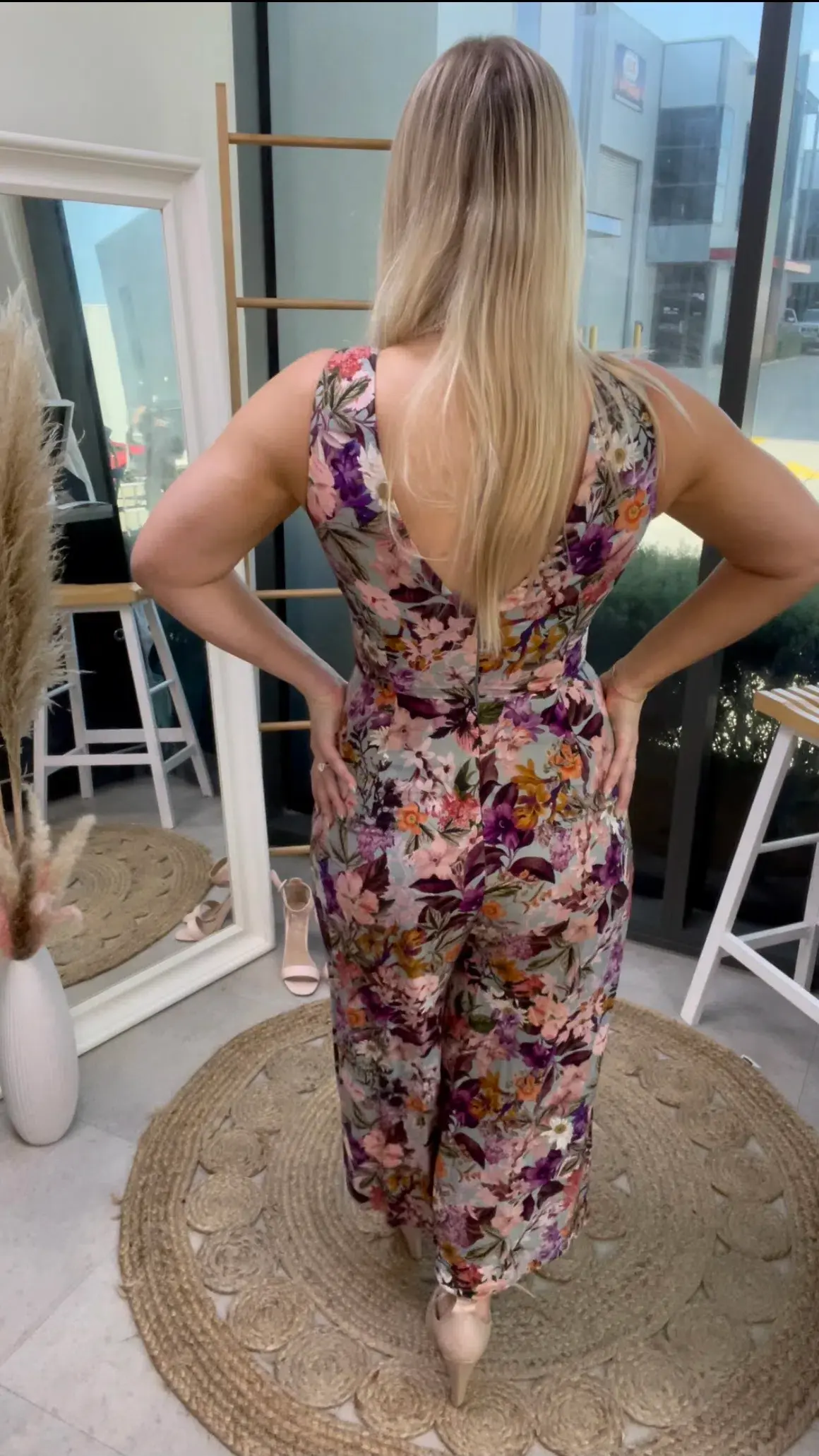 Sheike Hannah Floral Jumpsuit  Size 8 - Image 6