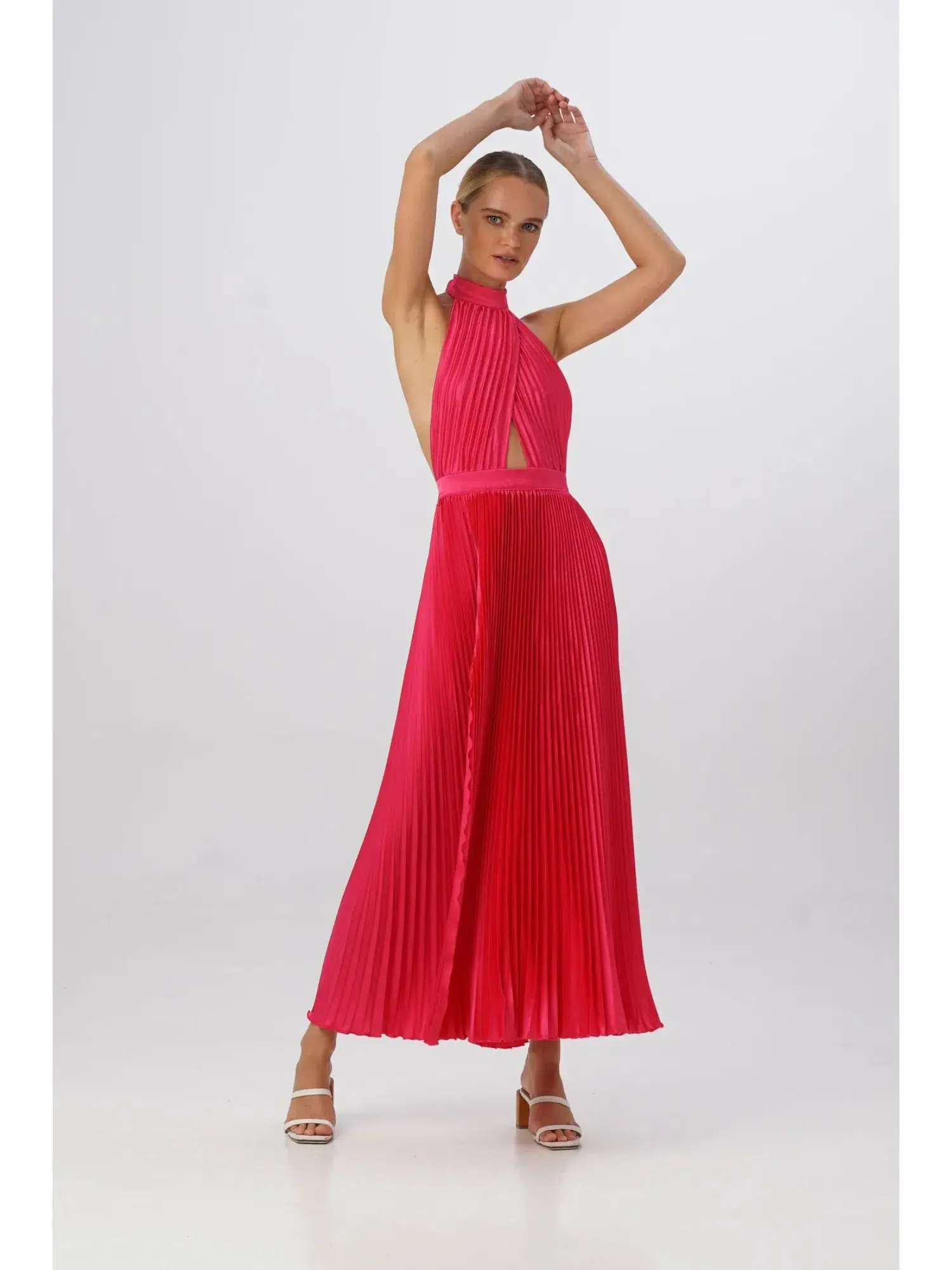 L'Idee Renaissance Gown Punch Size AU 8  - Image 2