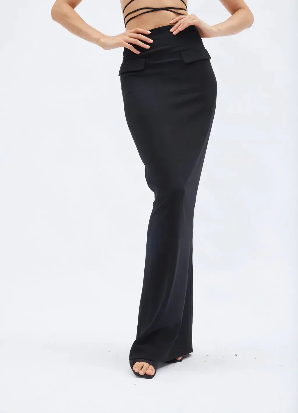 Monot Seashell Bra Top & High Low Maxi Skirt Set Black Size 6 - Image 4