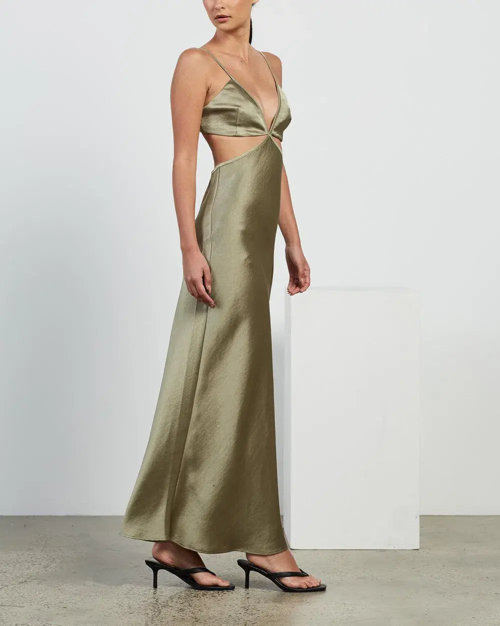 Bec & Bridge Veronique Maxi Dress Green Size 6 - Image 2