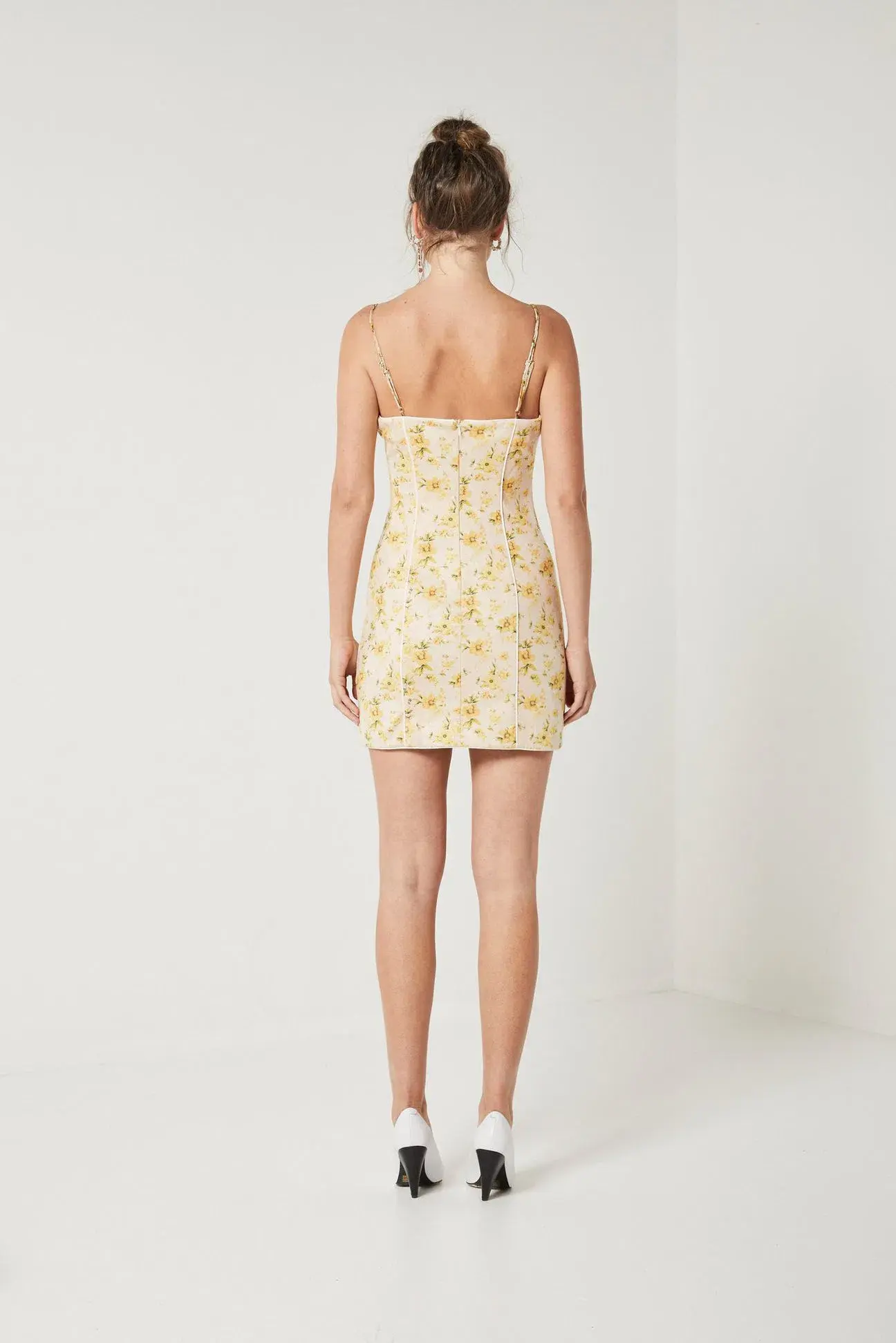 Elliatt Wattle Dress Yellow Size M/10 - Image 3