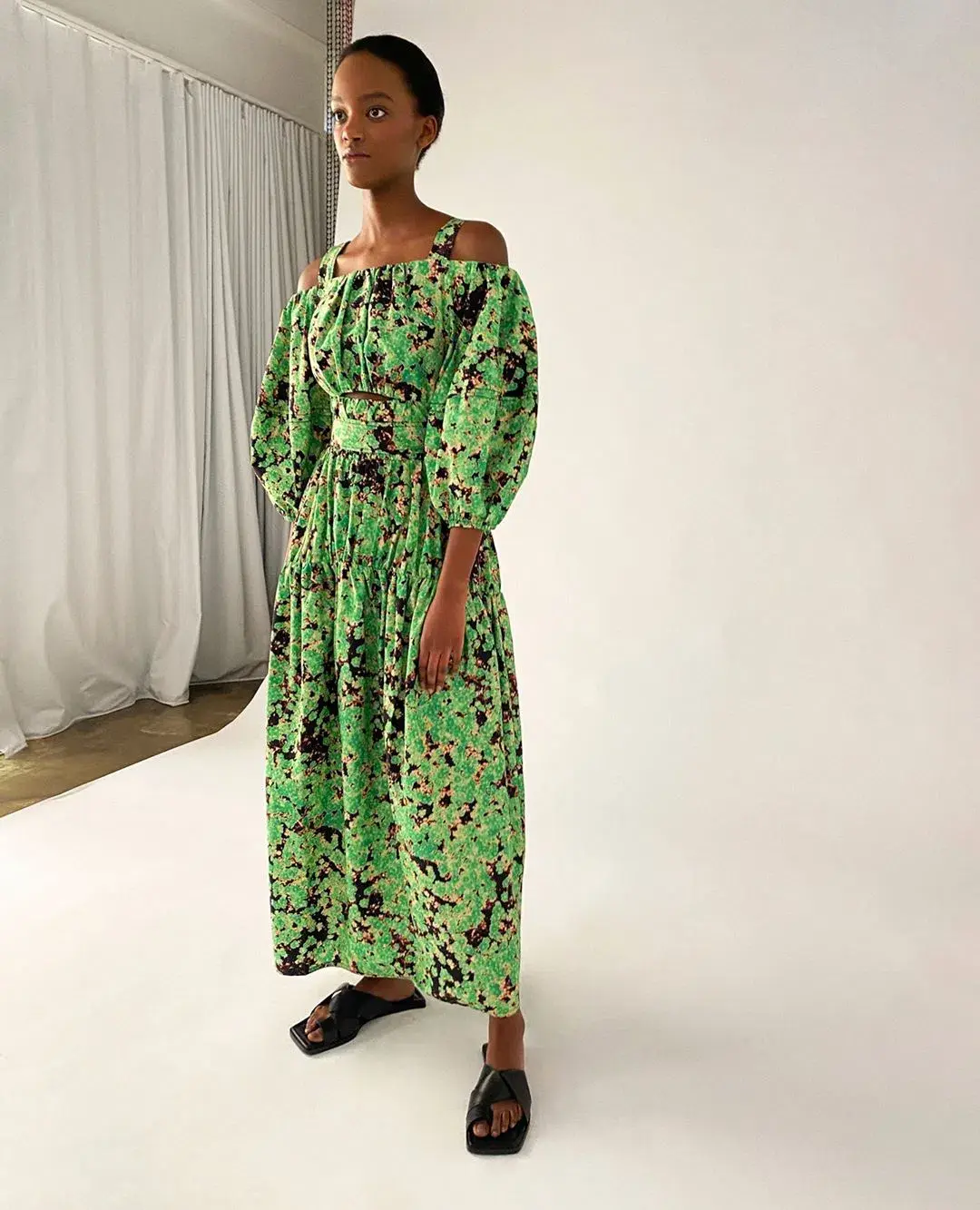 Camilla and Marc Oceo Midi Dress Green Size 8 for rent on The Volte - main image