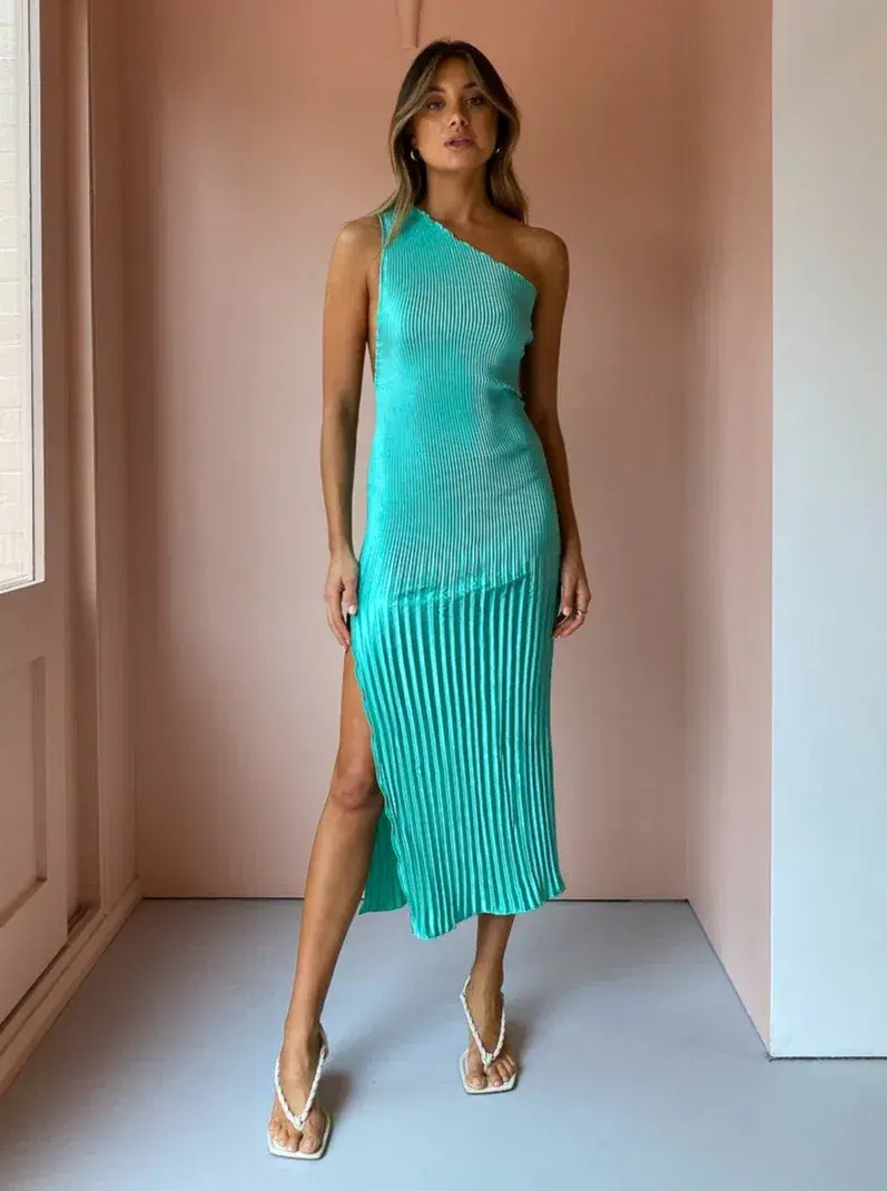 Lidee Naomi Gown Marine Size 8 for rent on The Volte - main image