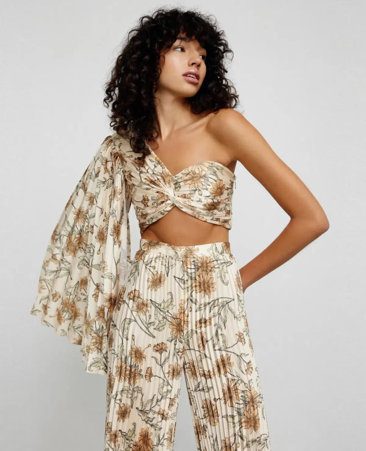 Significant Other Simone Set  Amber Daisy Size 10  - Image 2