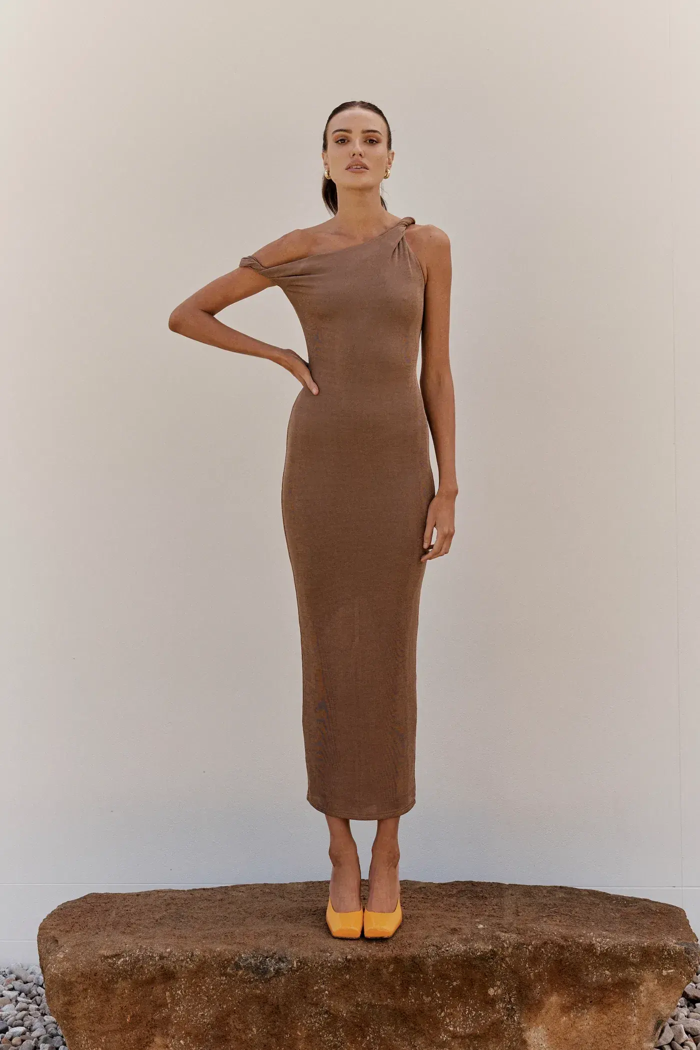 Johansen Long Poppy Dress Taupe Size 10 - Image 1