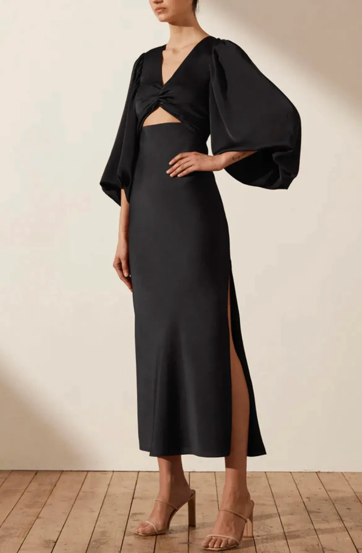 Shona Joy Luxe Twist Front Balloon Sleeve Midi Dress Black Size 6 / XS - Image 1