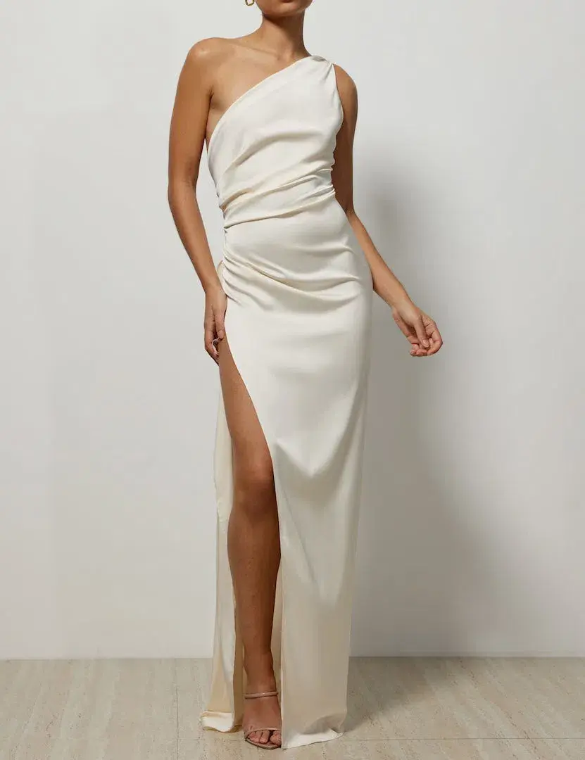 Lexi Samira Dress Cream Size 8 - Image 1